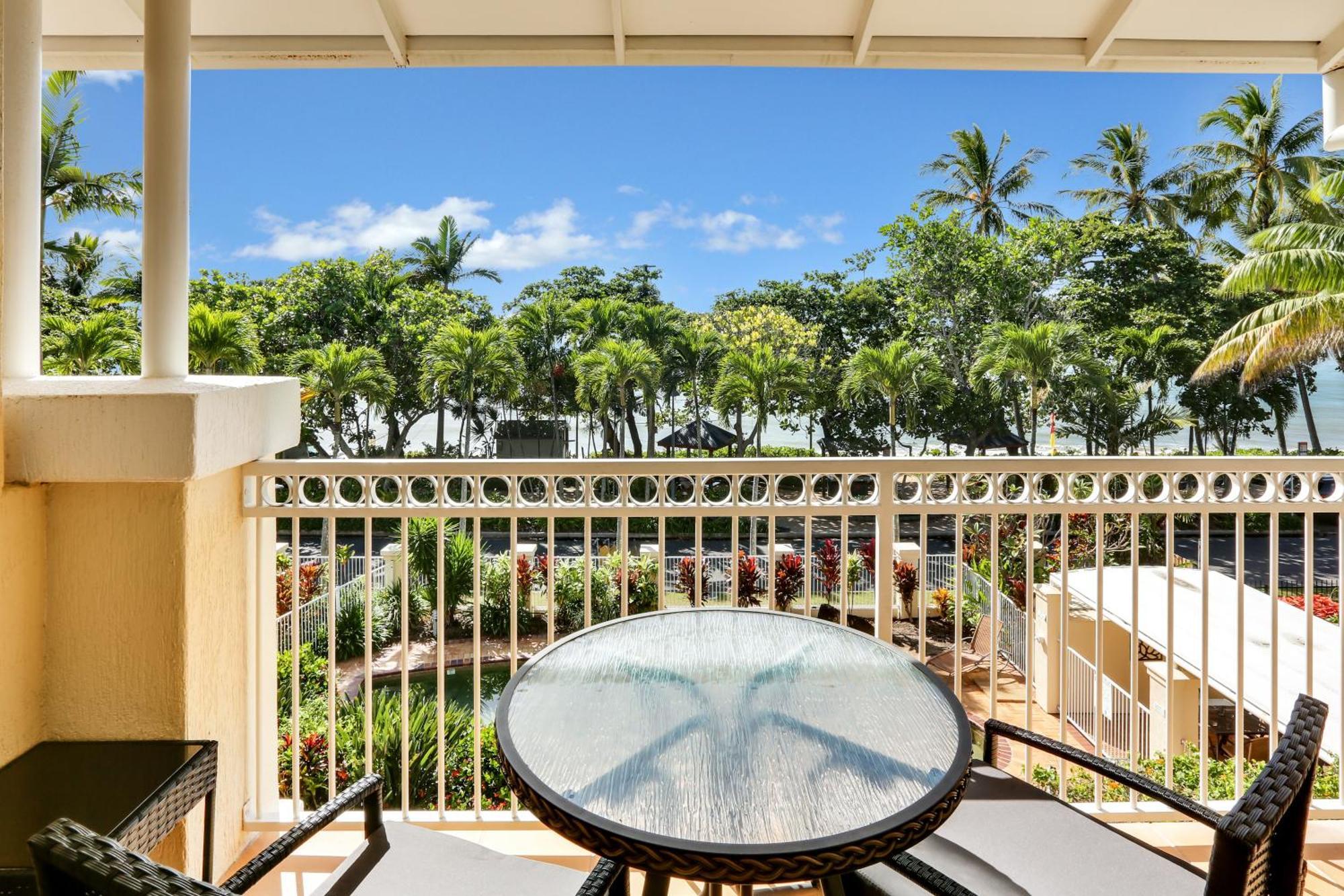 On The Beach Apartments Trinity Beach Pokoj fotografie