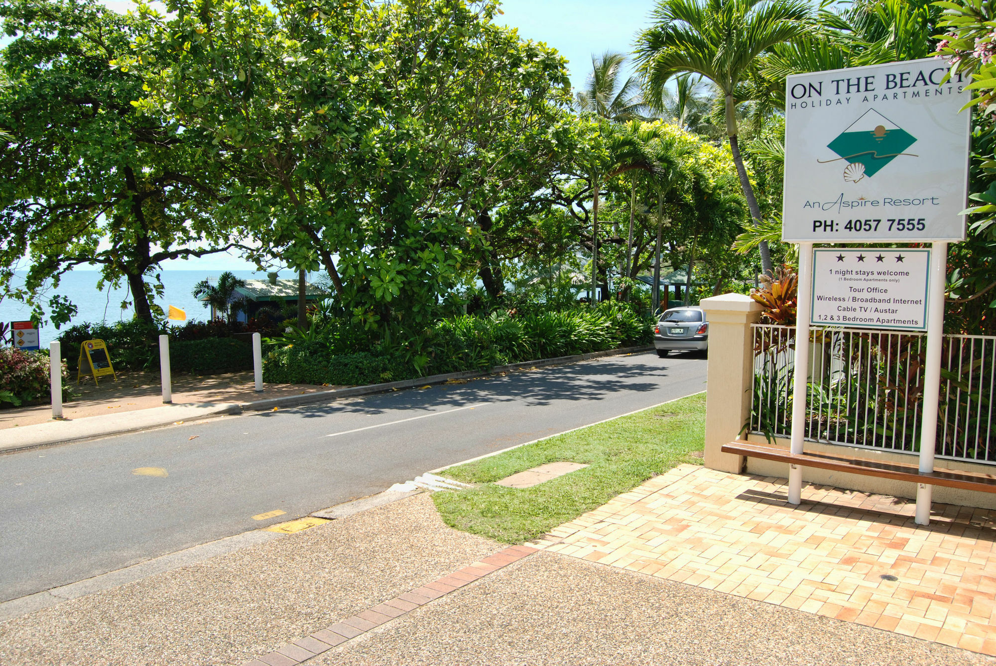 On The Beach Apartments Trinity Beach Exteriér fotografie